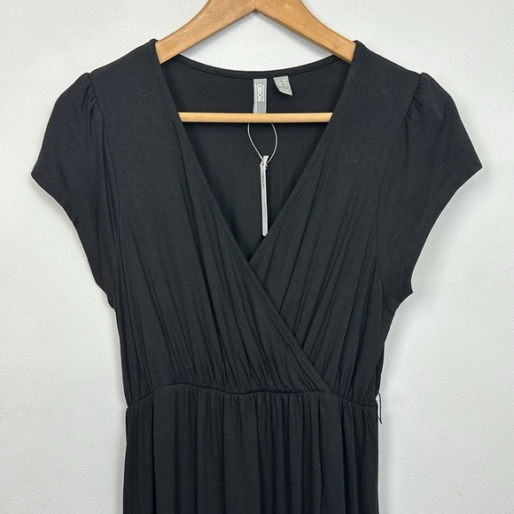 NWT ASOS Petite Wrap Front Maxi Dress in Black Sz 8 - Picture 3 of 8